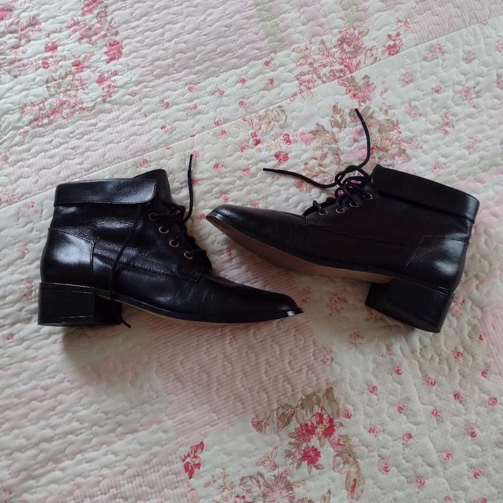 Leather lace-up boots